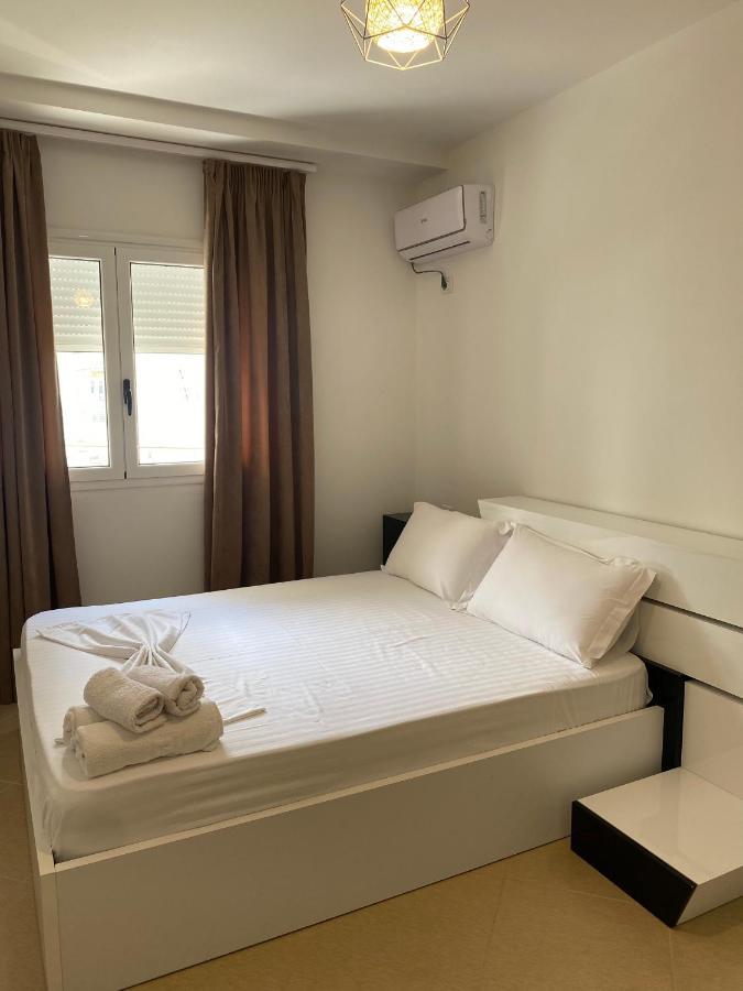 Siloria Apartments Vlorë Exteriör bild